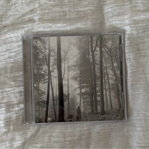 Taylor Swift Folklore deluxe CD